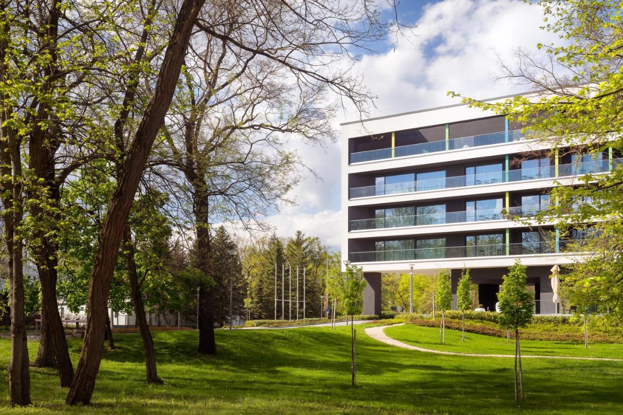 Hunguest Hotel Sosto Ньїредьгаза Екстер'єр фото