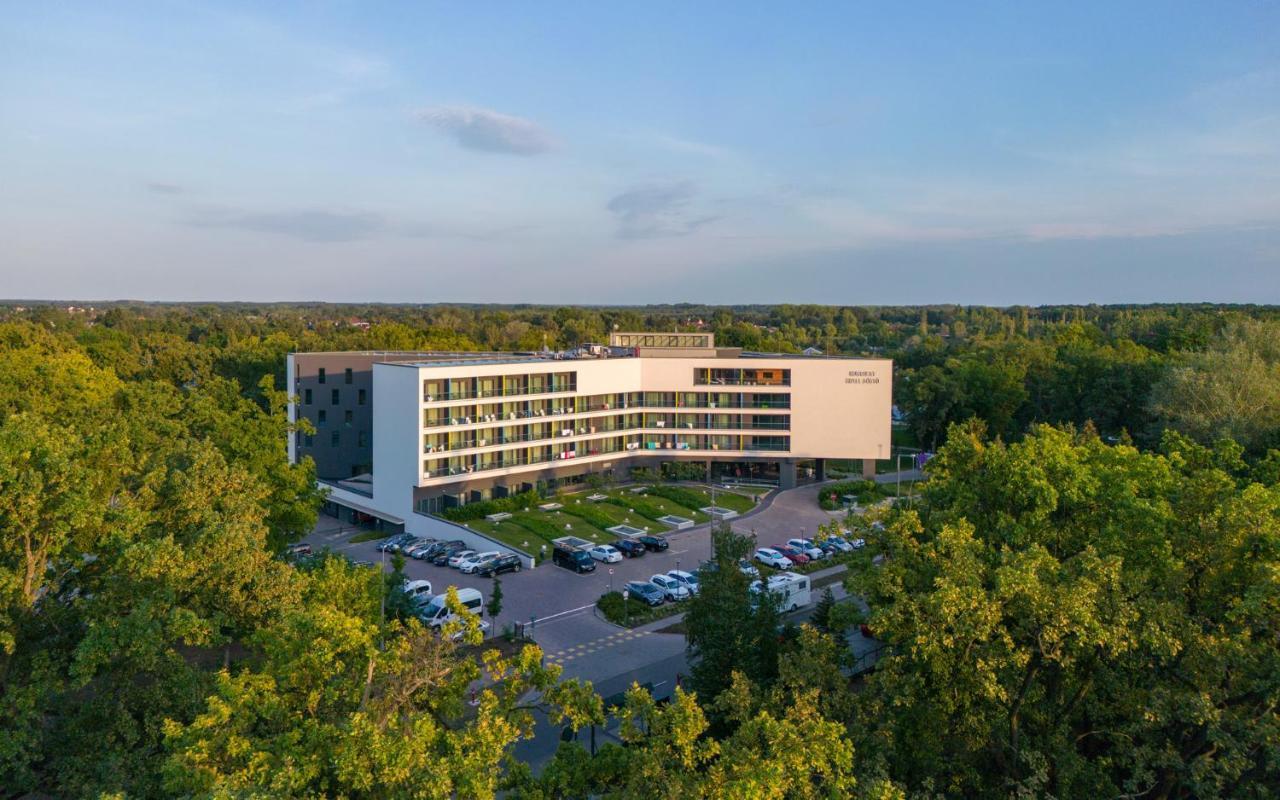 Hunguest Hotel Sosto Ньїредьгаза Екстер'єр фото