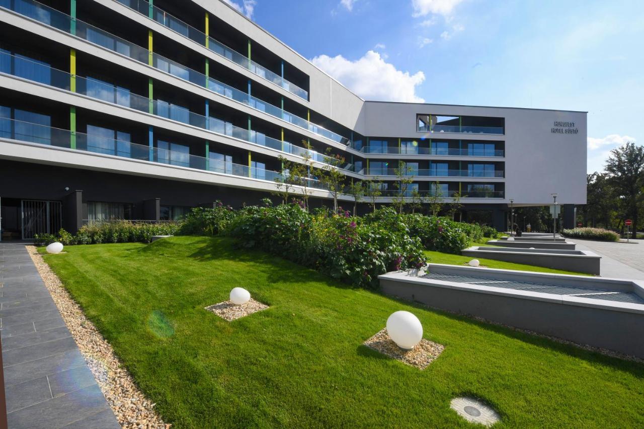 Hunguest Hotel Sosto Ньїредьгаза Екстер'єр фото